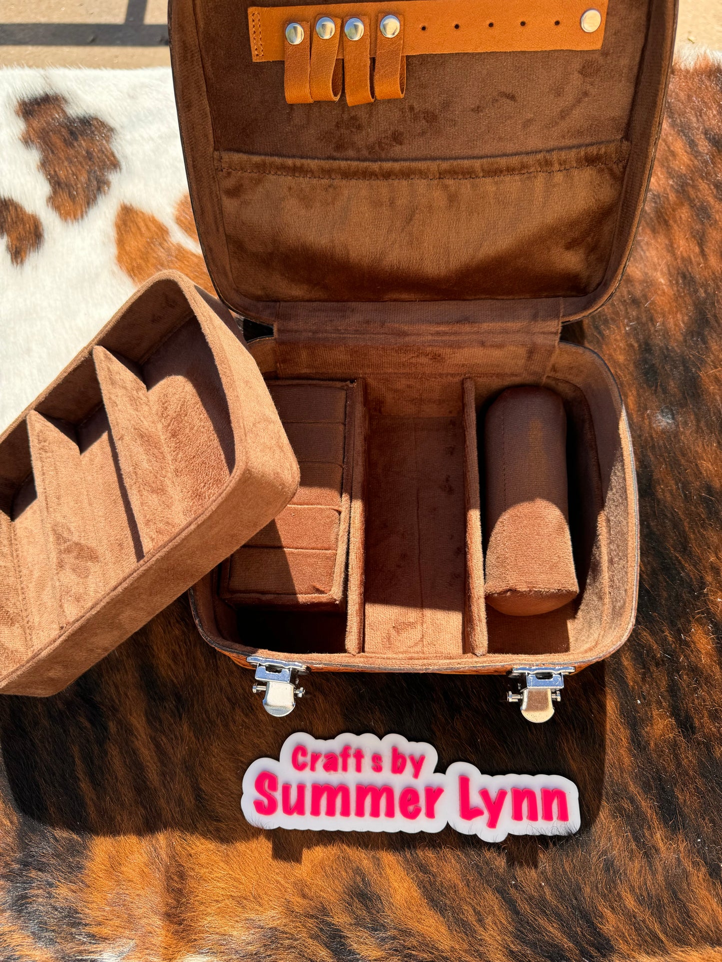 Xl tooled Jewelry case