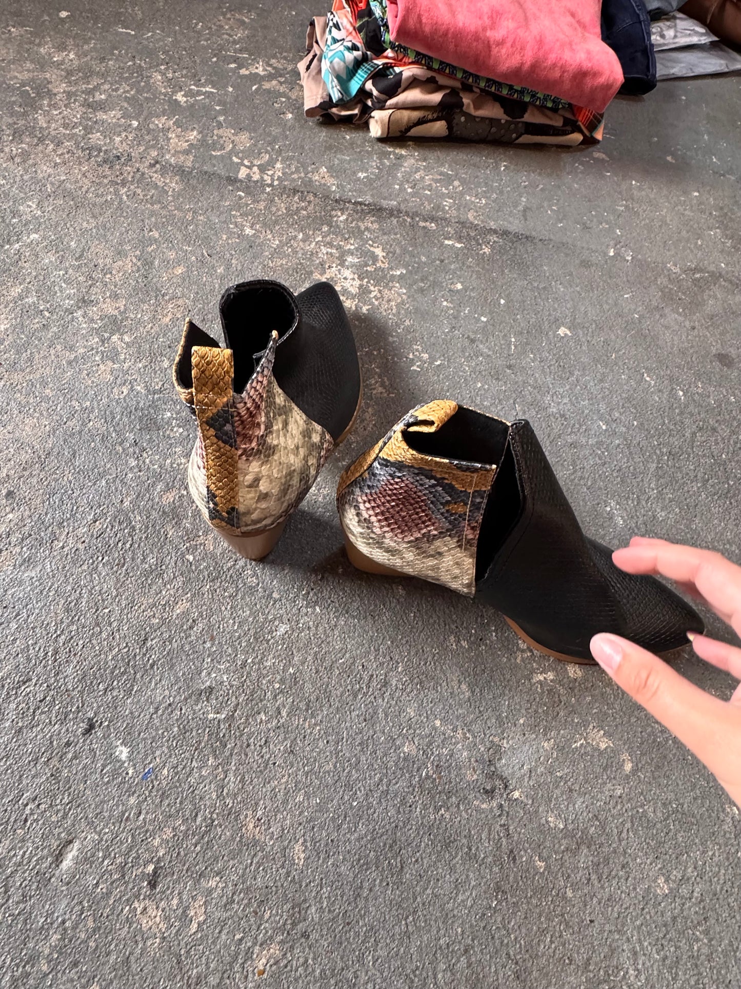 Size 9 snake print booties