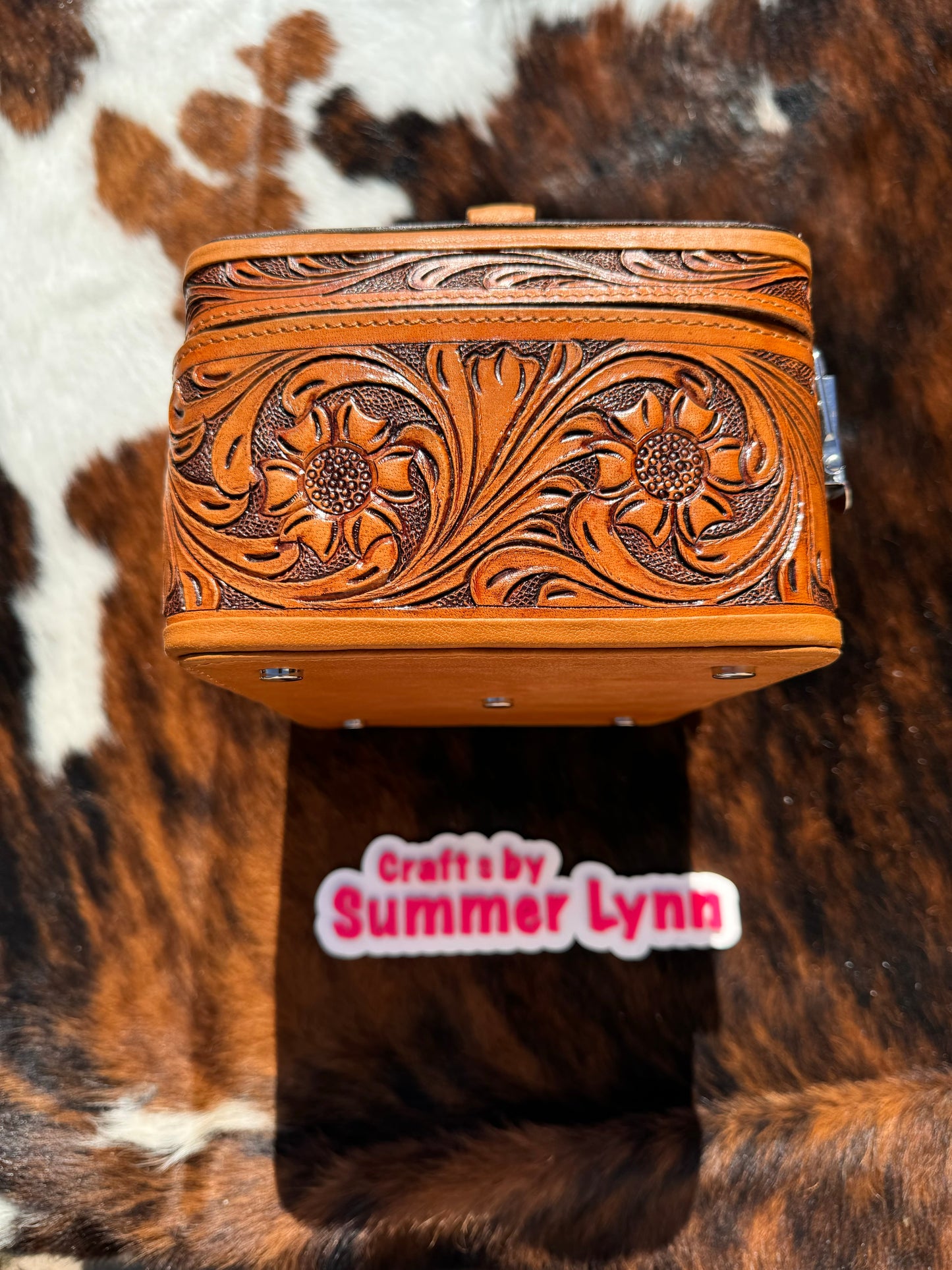 Xl tooled Jewelry case