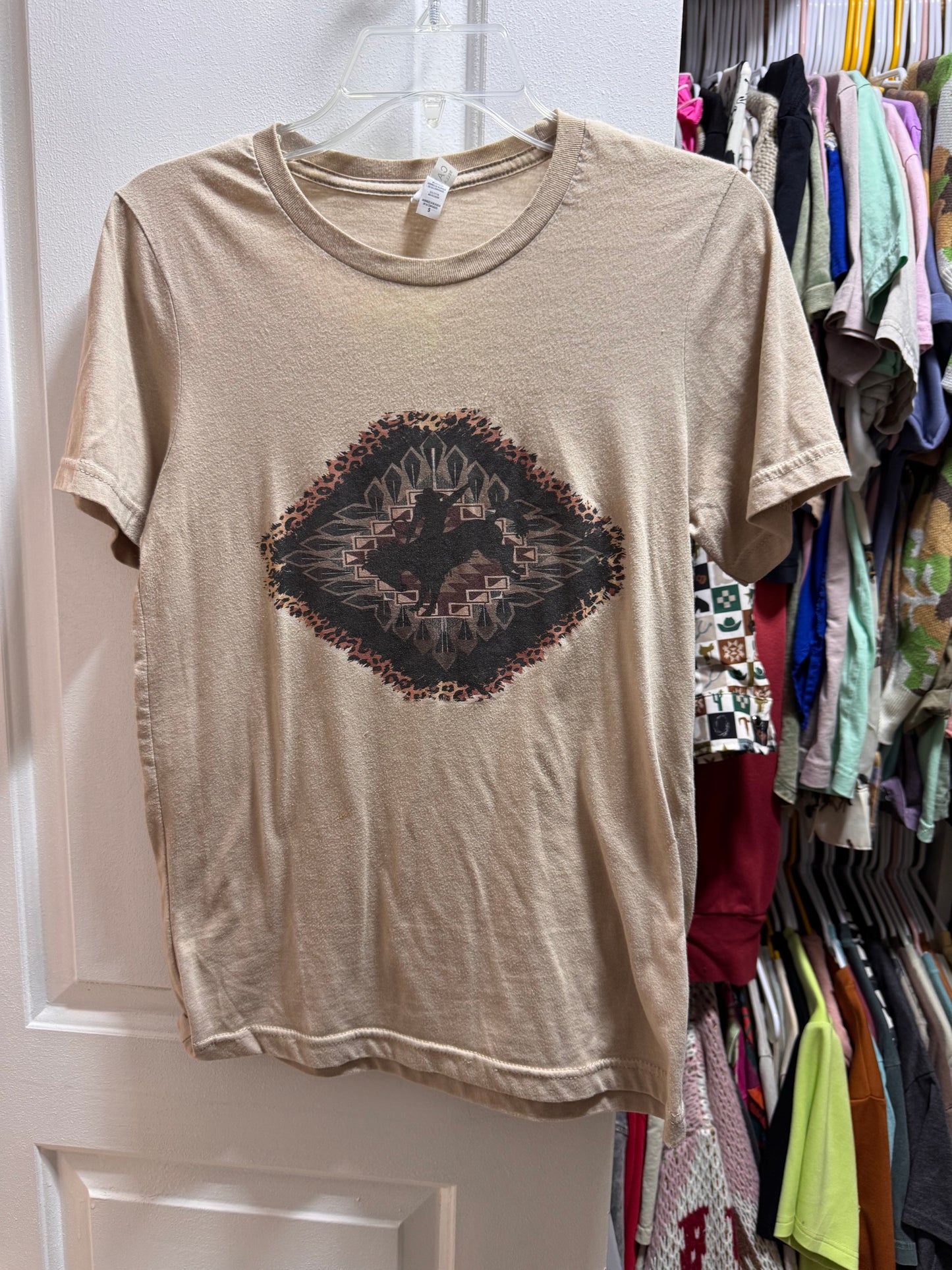 Brown Bella canvas top