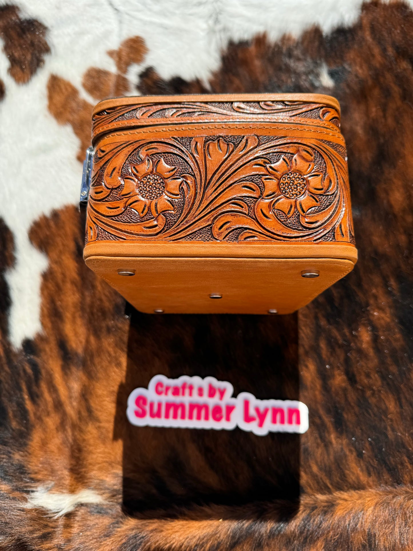 Xl tooled Jewelry case