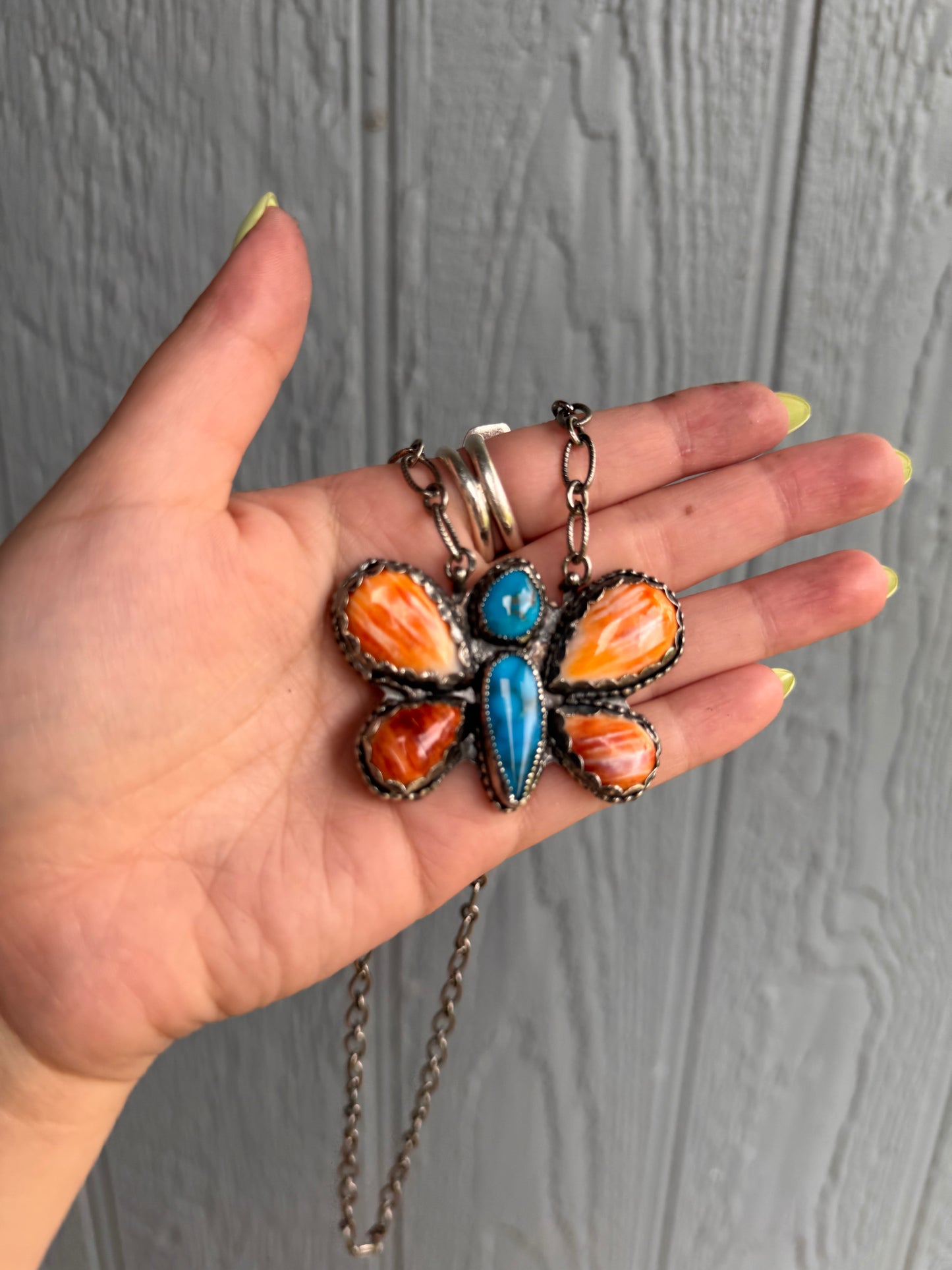 Butterfly fly away 🦋