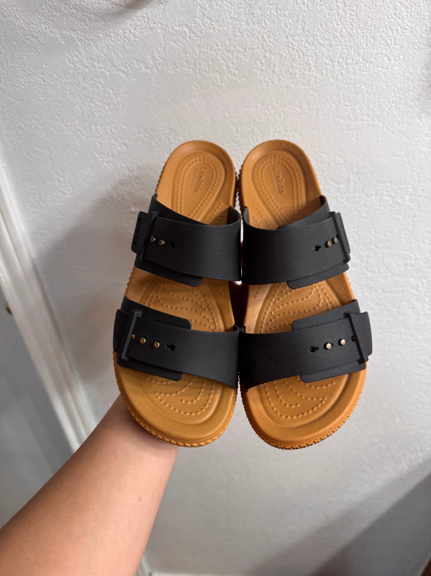 Croc brand wedge sandals size 9