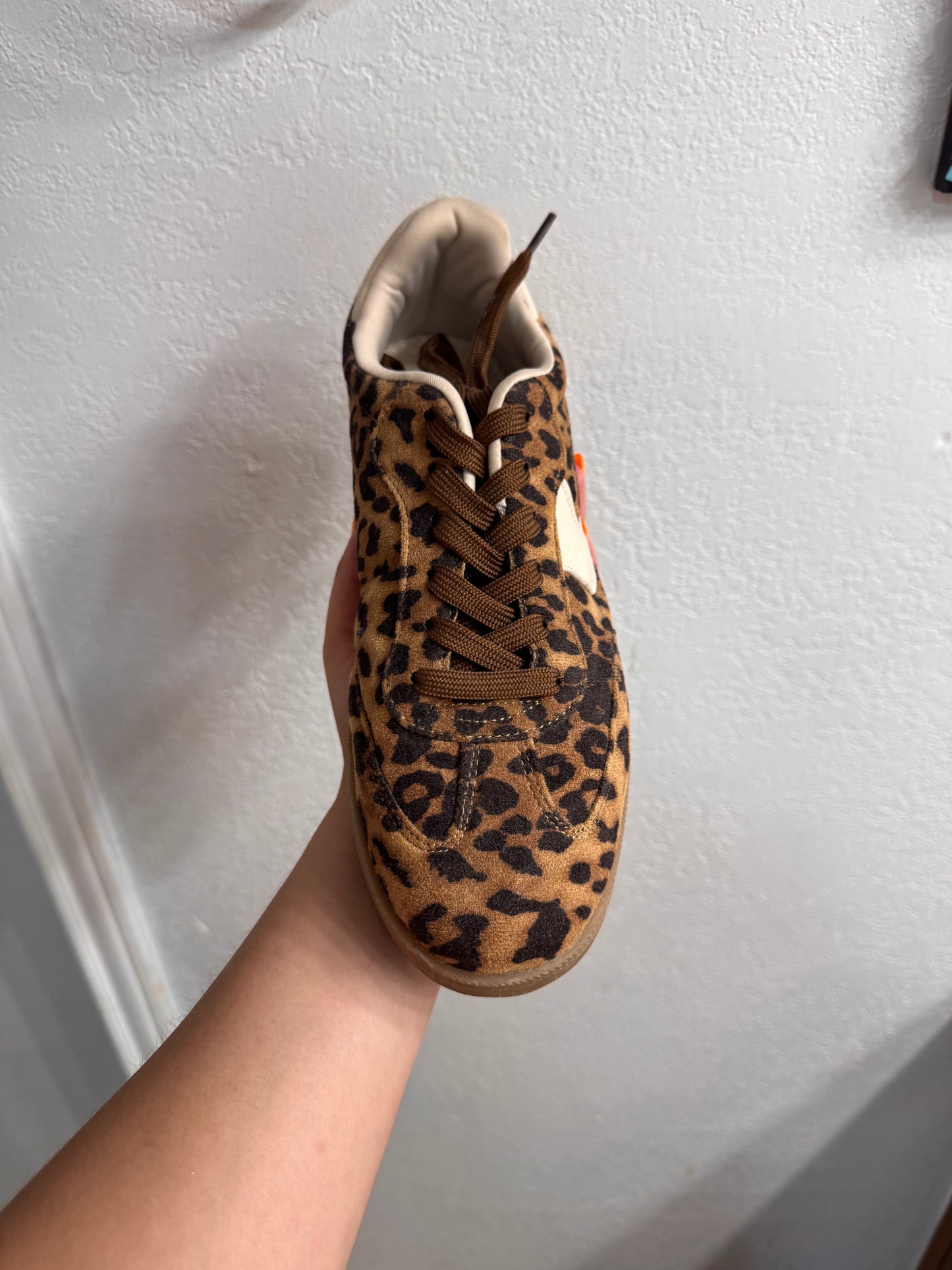 Cheetah print sneakers size 9