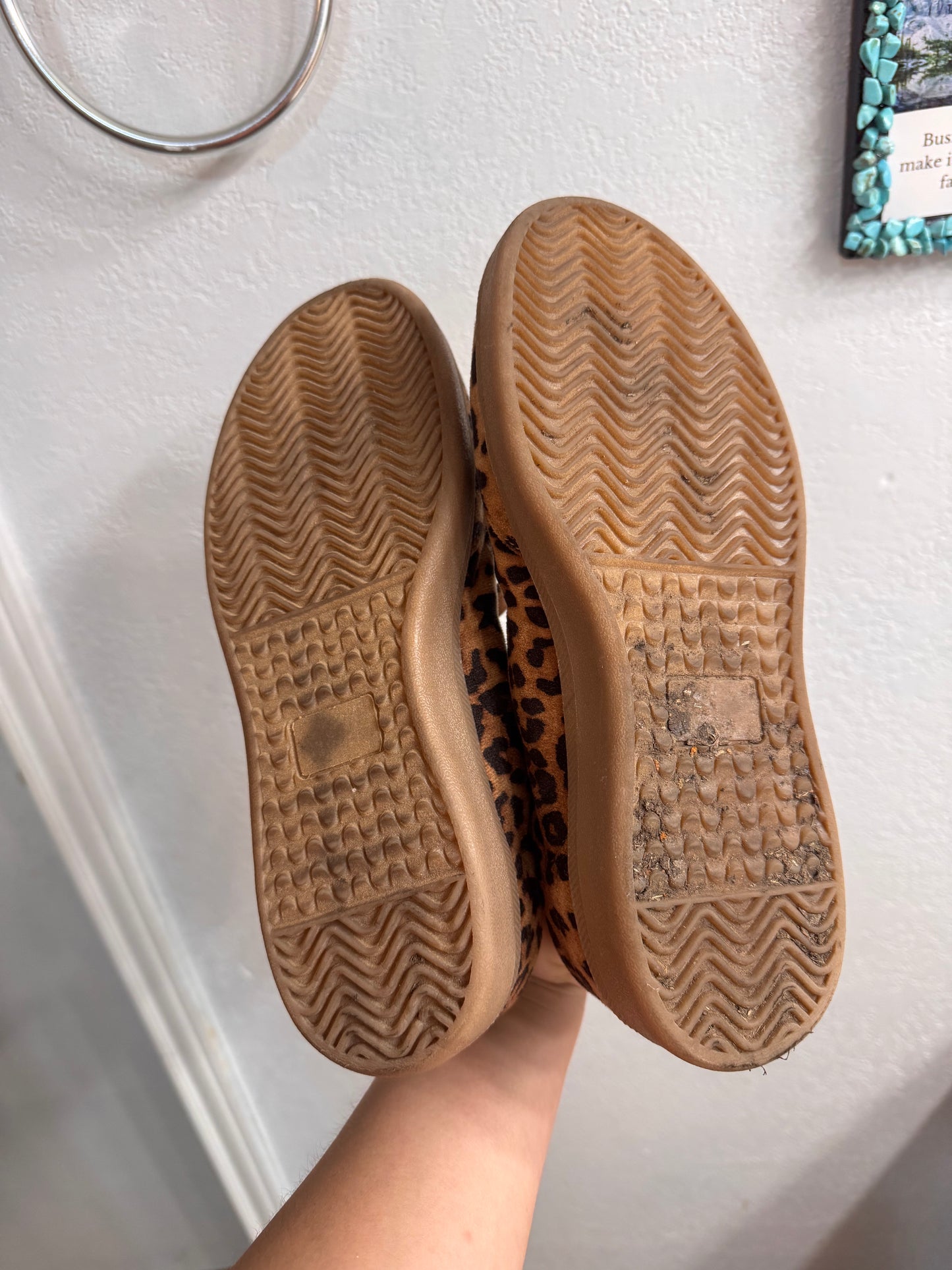 Cheetah print sneakers size 9