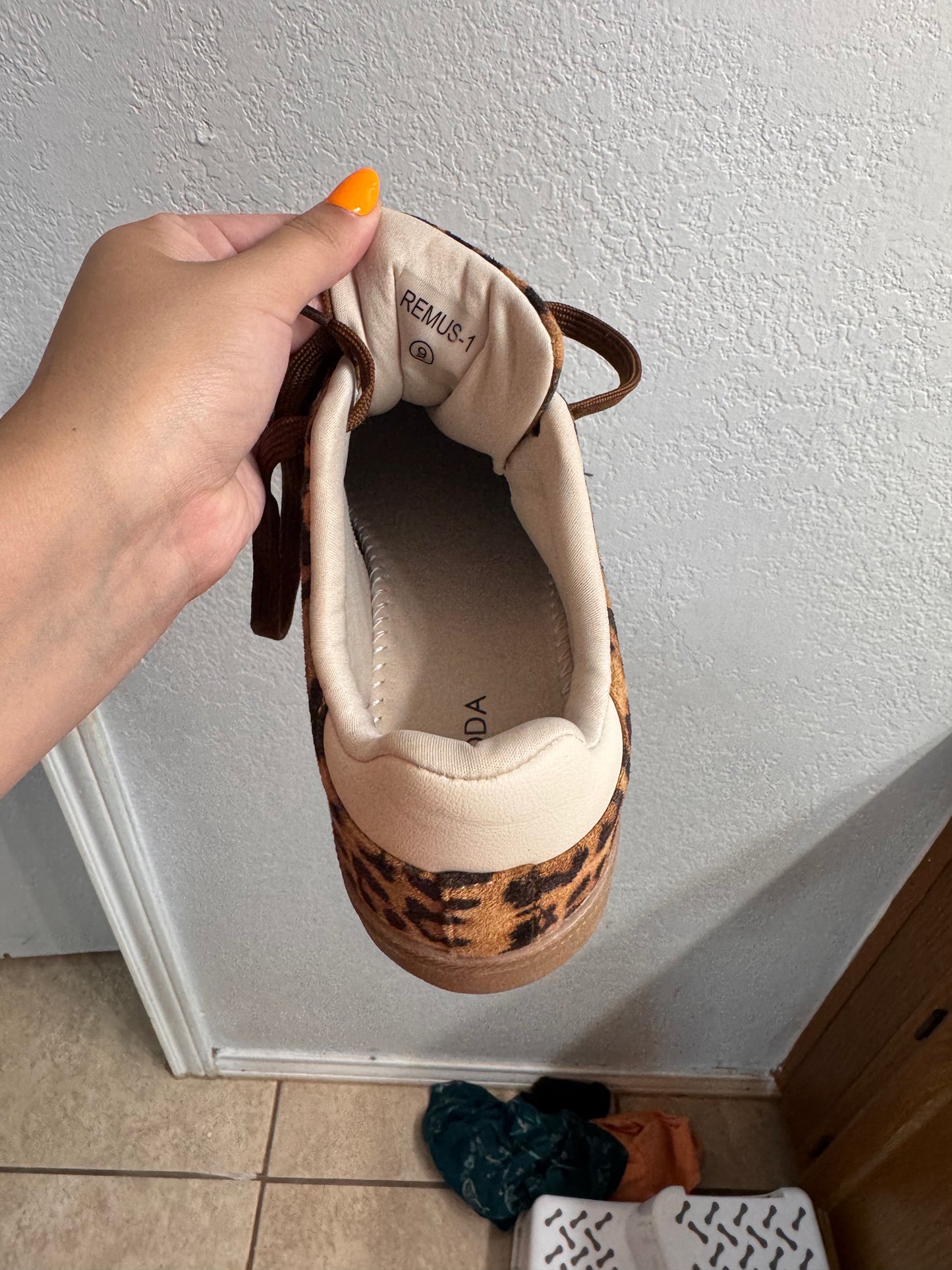 Cheetah print sneakers size 9