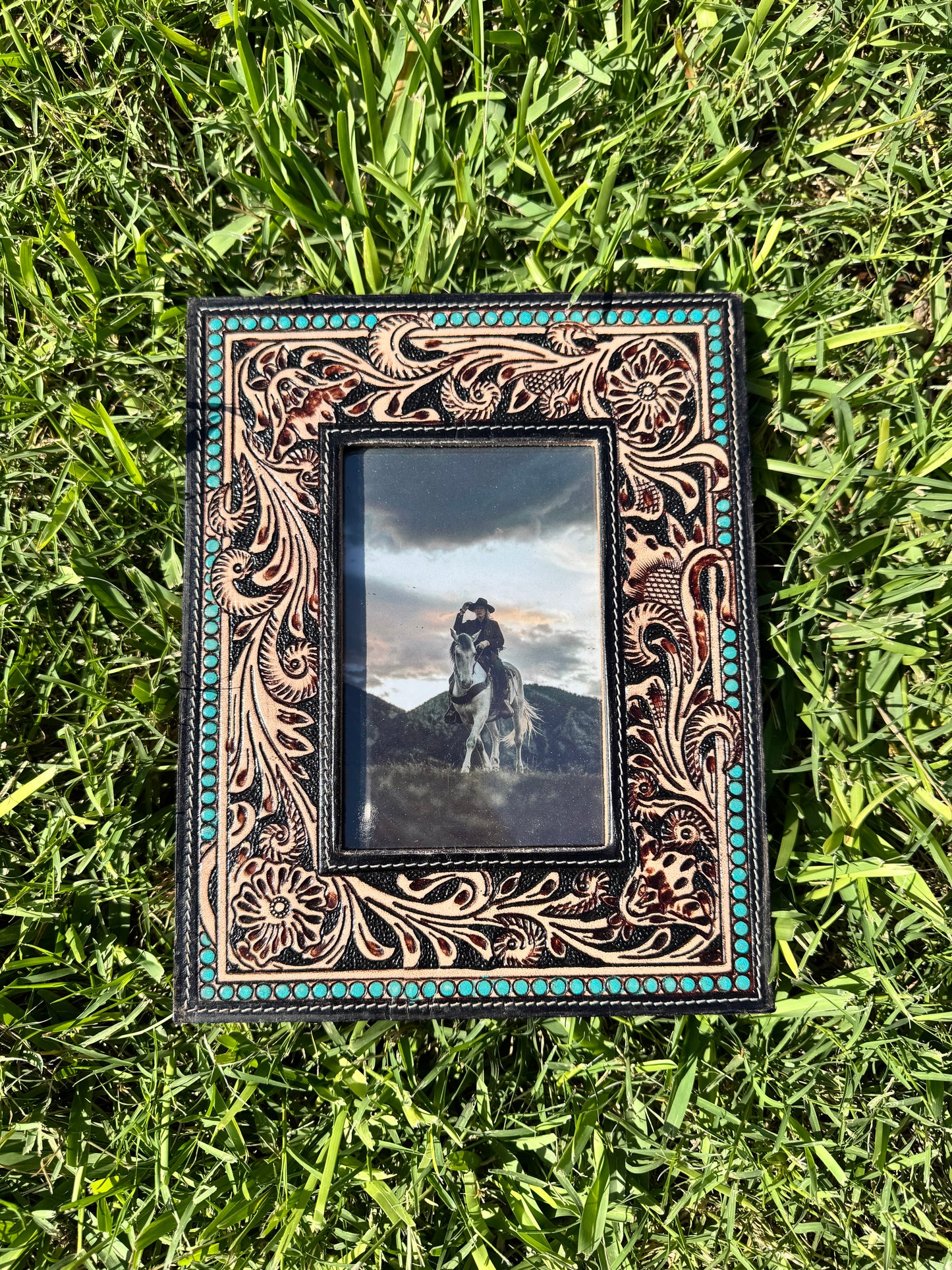 Tooled style pictures frames