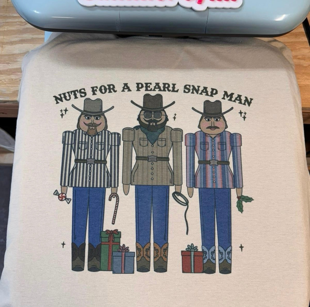 Nutcracker pearl snap man Top