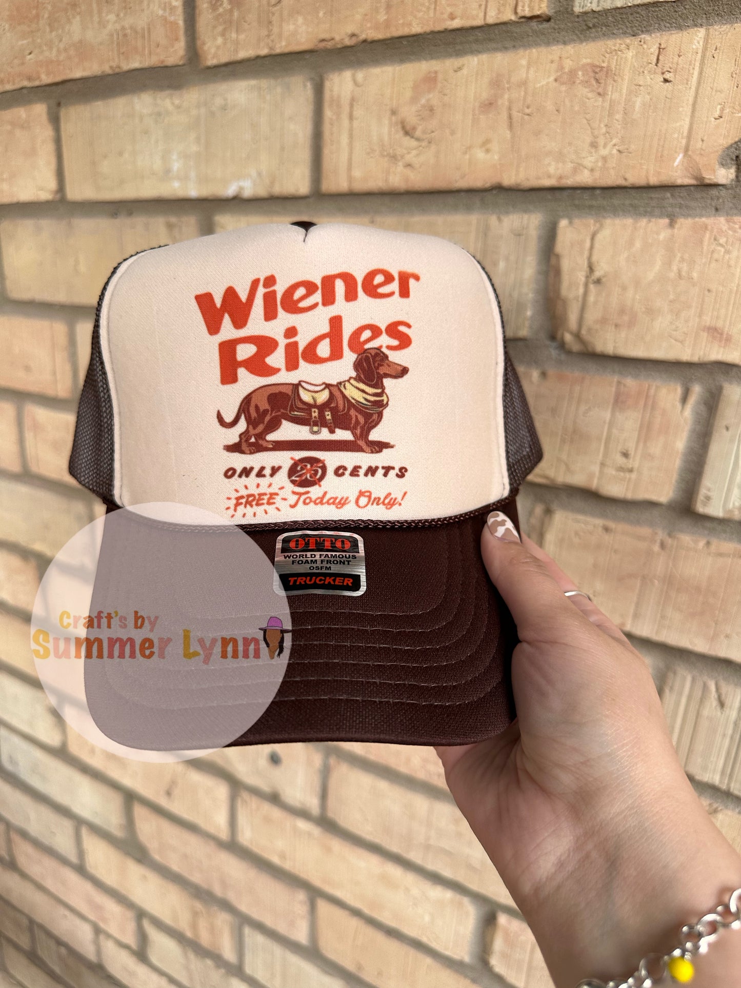 Wiener dog ride trucker hat