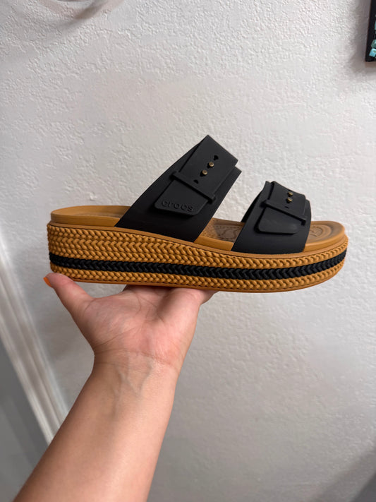 Croc brand wedge sandals size 9